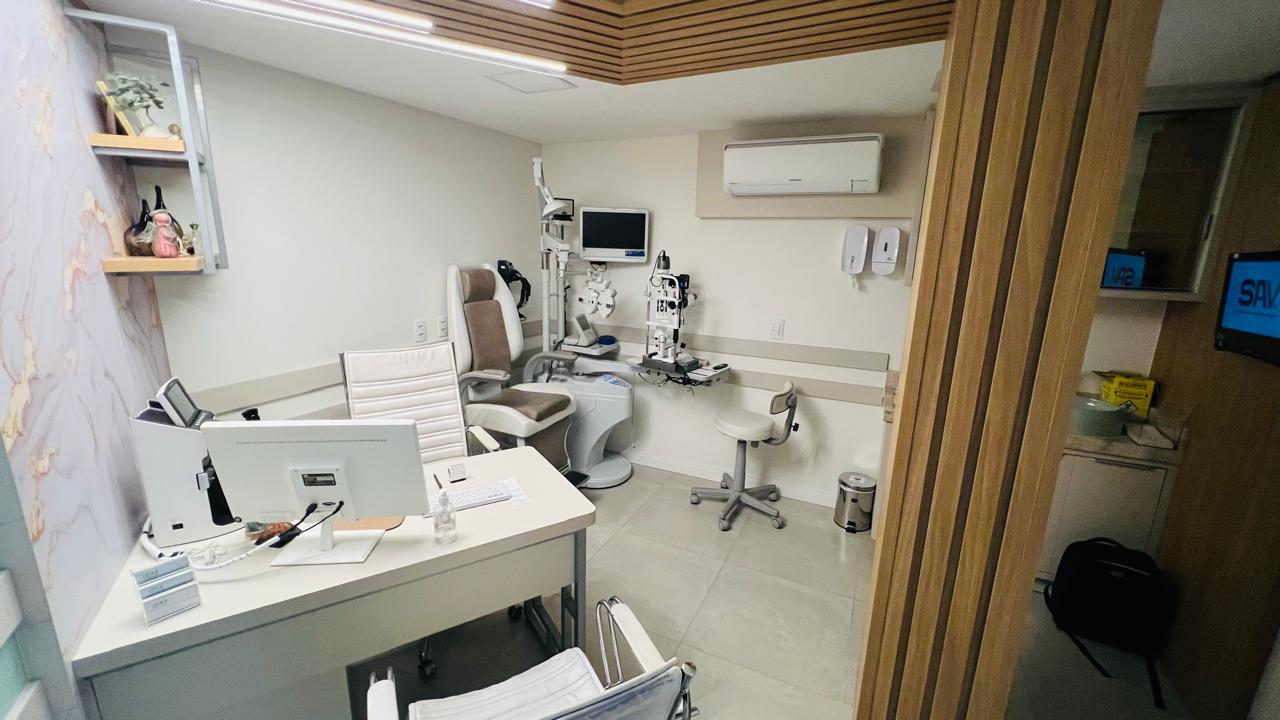 Consultório real do IOMB